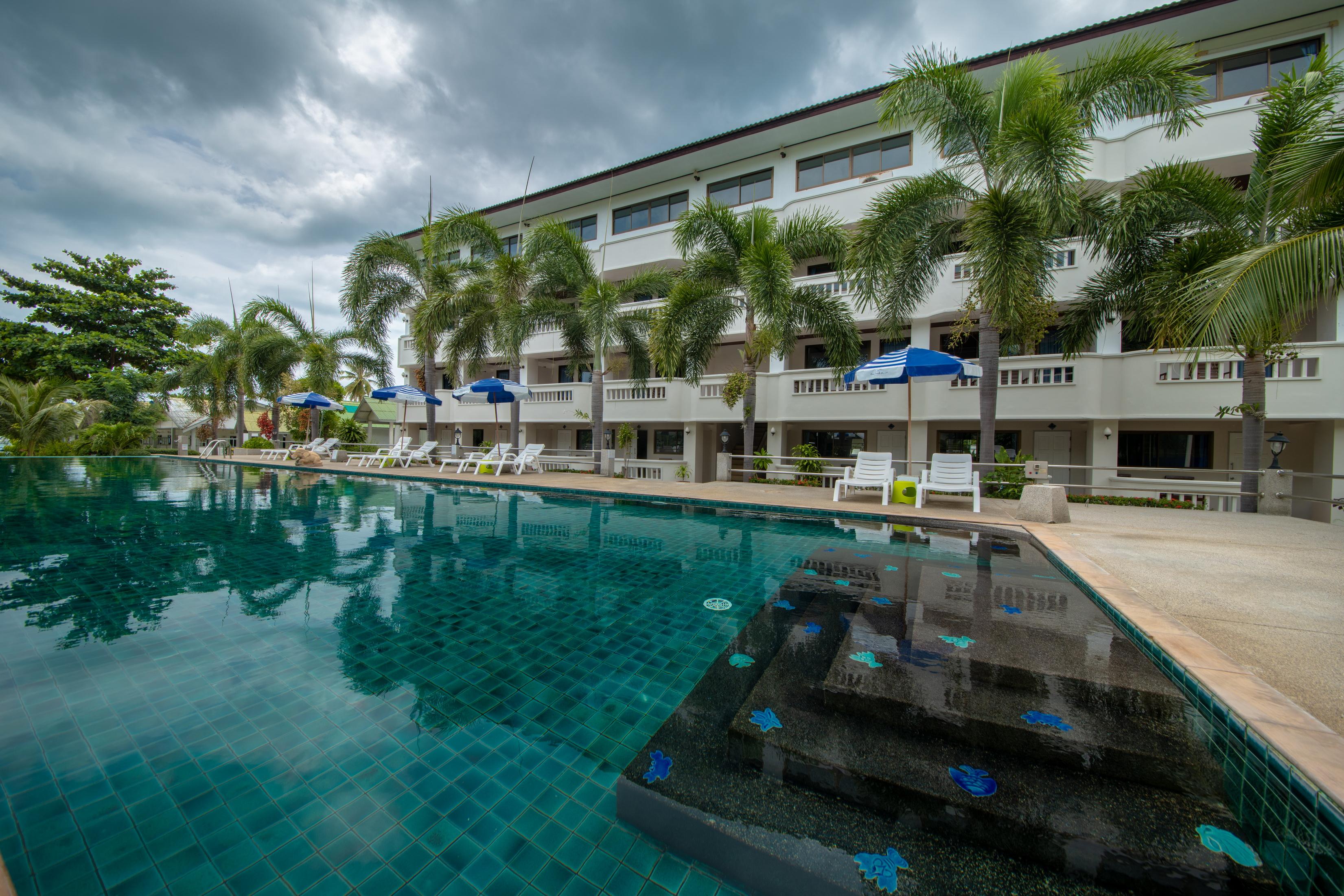 Bay Beach Resort Choeng Mon Exteriör bild
